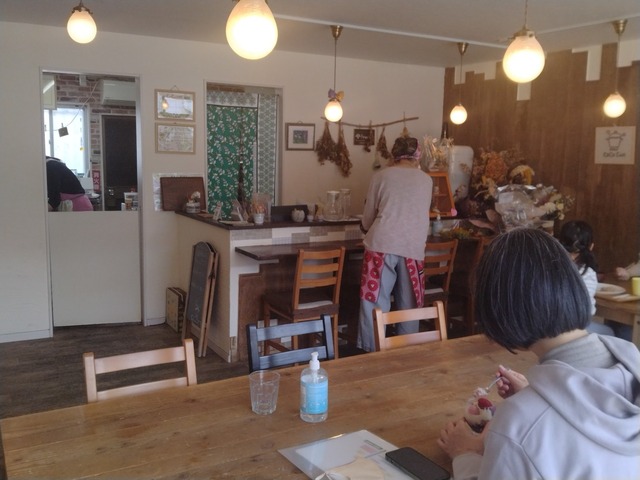 カフェ2.jpg