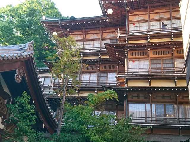 金具屋.jpg